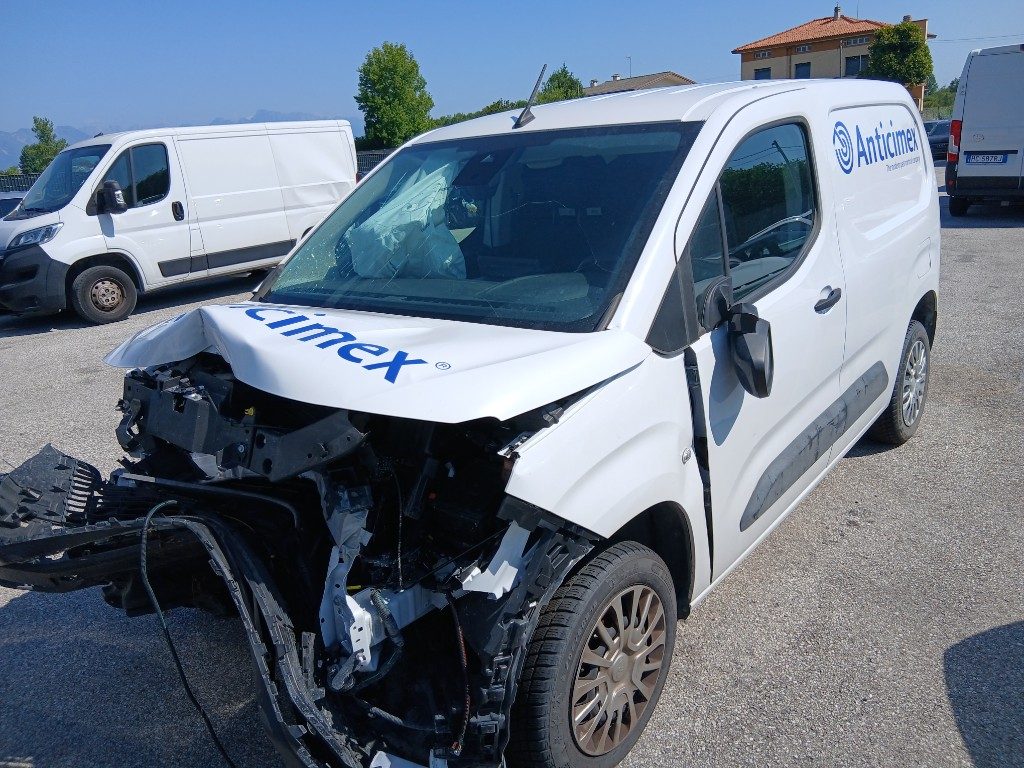 Immagine di TOYOTA Proace City 1.5D 100 CV S&S del 04/2025 km 17563
