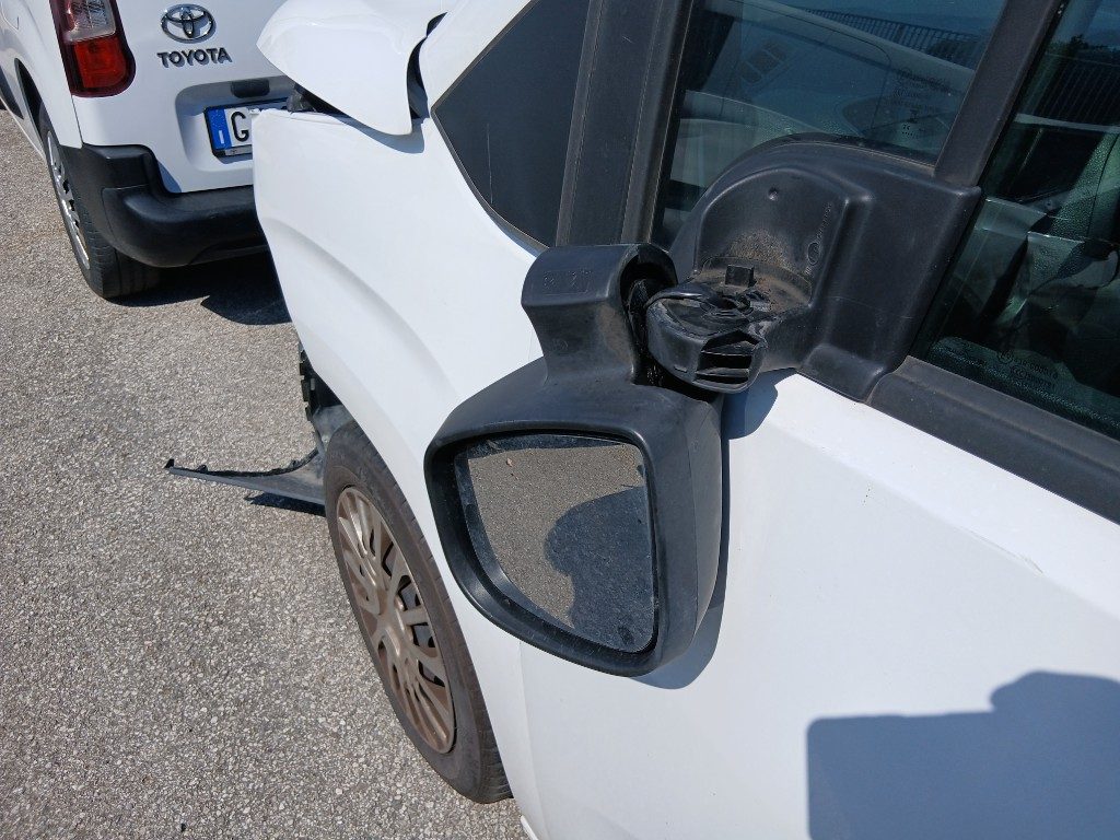 Immagine di TOYOTA Proace City 1.5D 100 CV S&S del 04/2025 km 17563
