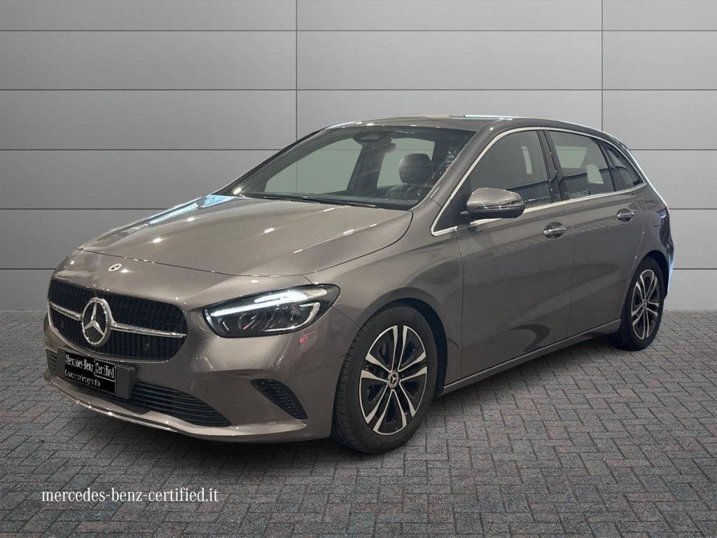 Mercedes-Benz B 180