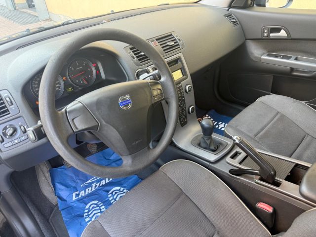 VOLVO C30 1.6 D KINETIC - foto 8