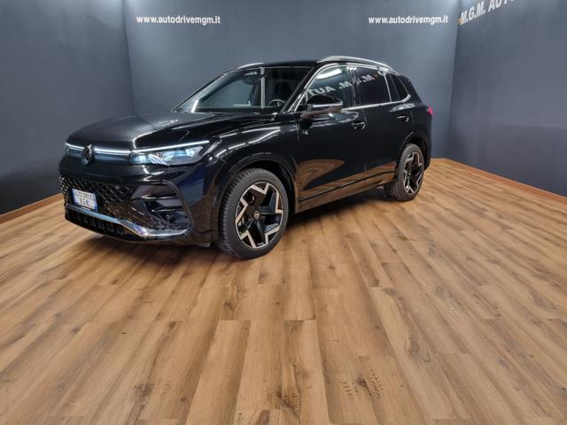 VOLKSWAGEN TIGUAN 2.0 TDI 150 CV DSG R-LINE - foto 28