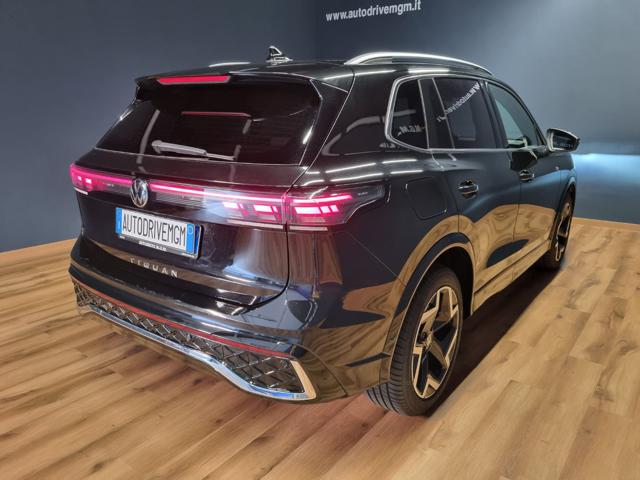VOLKSWAGEN TIGUAN 2.0 TDI 150 CV DSG R-LINE - foto 22