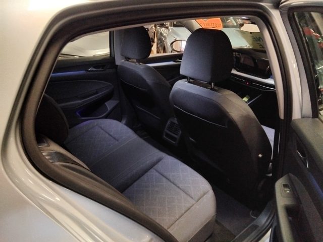 VOLKSWAGEN GOLF 1.0 ETSI EVO LIFE DSG 17" MHEV - foto 10