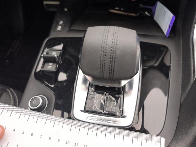 JAGUAR E-PACE 2.0D I4 MHEV R-DYN.S AWD 163CV A - foto 41