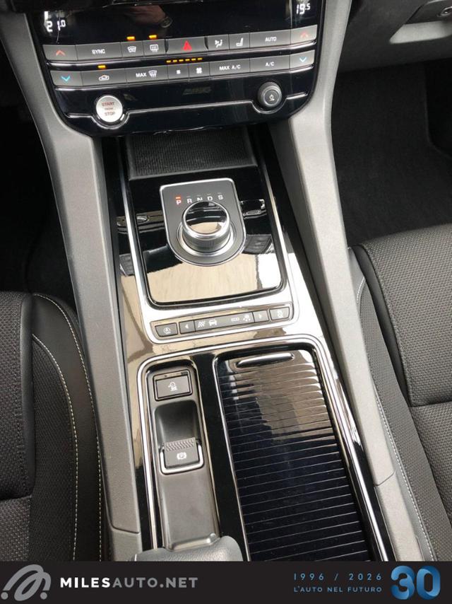 JAGUAR F-PACE MOTORE NUOVO - 2.0 D 180 CV AWD  - foto 16