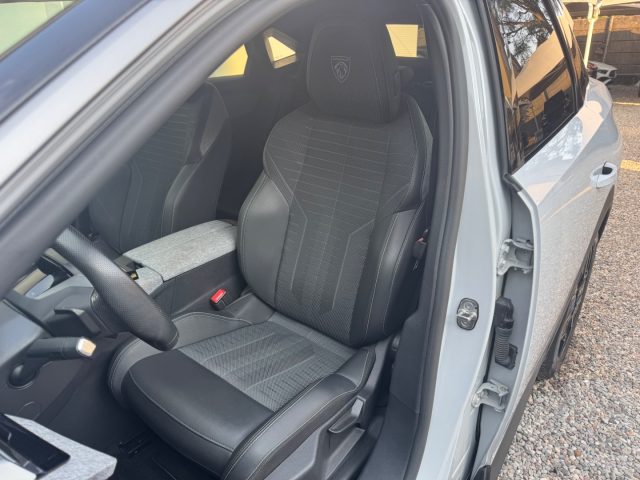 PEUGEOT 3008 HYBRID 136 E-DCS6 GT - foto 10