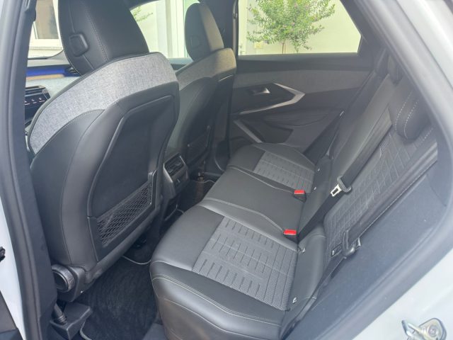 PEUGEOT 3008 HYBRID 136 E-DCS6 GT - foto 14