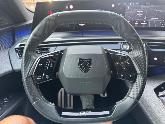 PEUGEOT 3008 HYBRID 136 E-DCS6 GT - foto 23