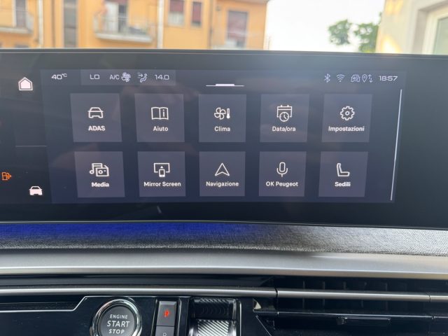 PEUGEOT 3008 HYBRID 136 E-DCS6 GT - foto 27