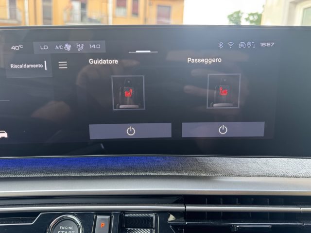 PEUGEOT 3008 HYBRID 136 E-DCS6 GT - foto 28