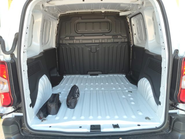 CITROEN BERLINGO BLUEHDI 130 S&S VAN M CLUB - foto 11