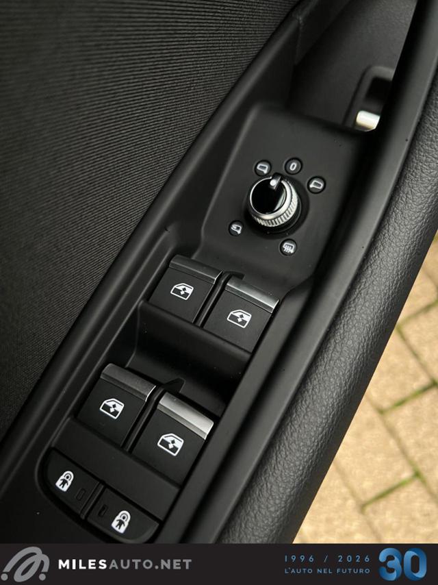 AUDI A4 AVANT 35 TDI S TRONIC ?250/MESE  - foto 14