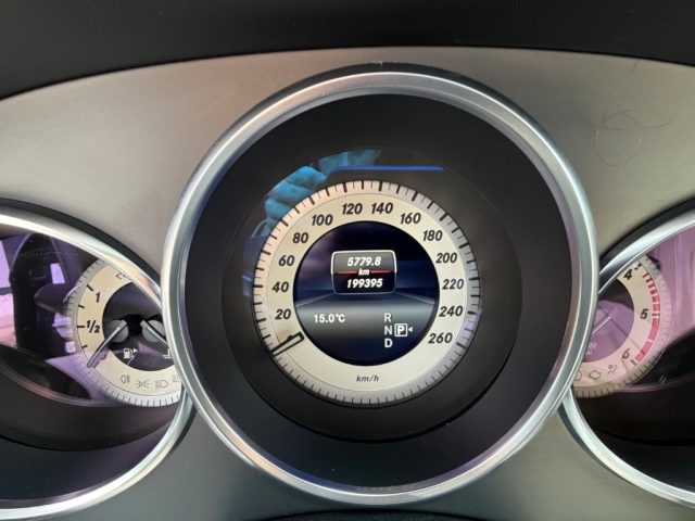 MERCEDES-BENZ CLS 250 D 4MATIC PREMIUM - foto 12