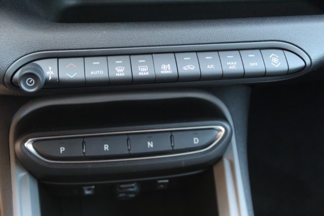 JEEP AVENGER 1.2 TURBO 110 CV MHEV LONGITUDE  - foto 10