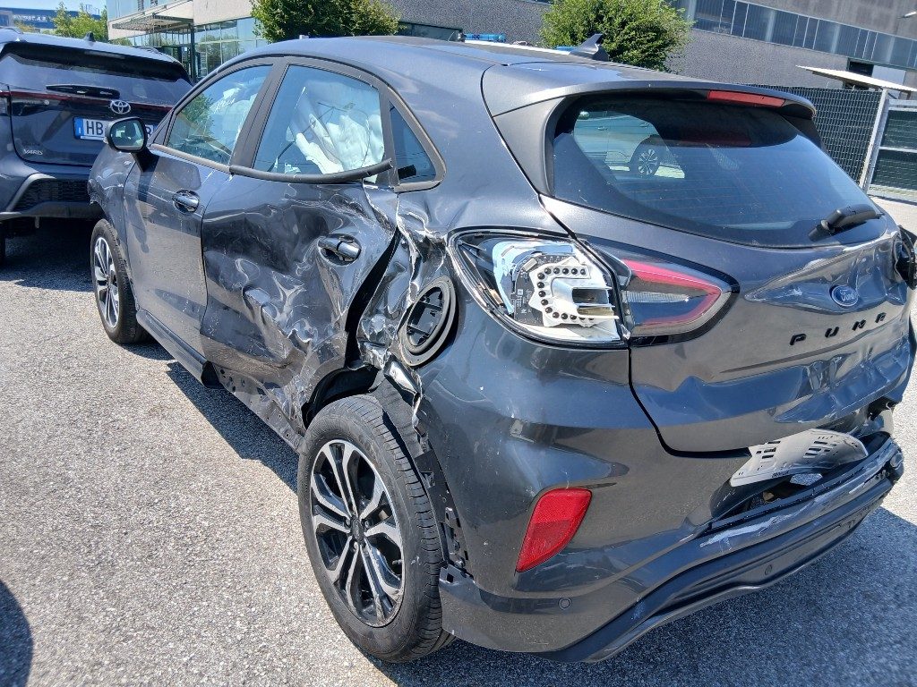 Immagine di FORD Puma 1.0 EcoBoost Hybrid 125 CV S&S ST-Line del 04/2024 km 23362