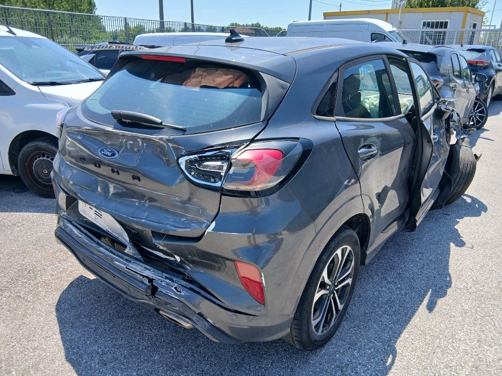 Immagine di FORD Puma 1.0 EcoBoost Hybrid 125 CV S&S ST-Line del 04/2024 km 23362