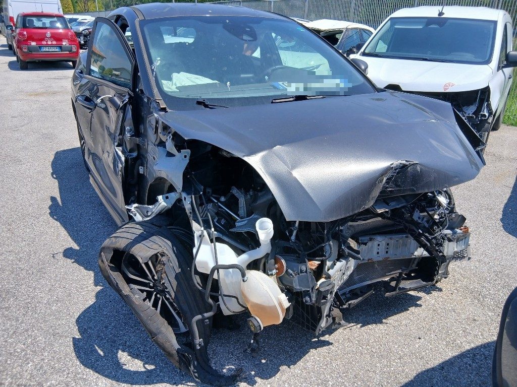Immagine di FORD Puma 1.0 EcoBoost Hybrid 125 CV S&S ST-Line del 04/2024 km 23362