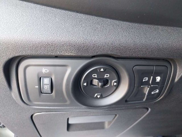 EMC 212 212 2.0 TDI DIESEL 4WD 8AT - foto 15