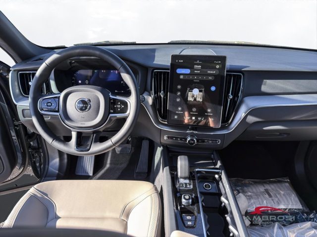 VOLVO XC60 B5 AWD MILD HYBRID BENZINA CORE - foto 12