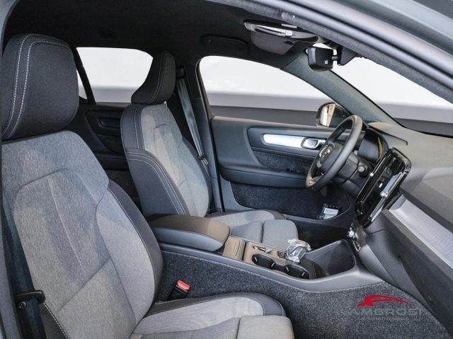 VOLVO XC40 B3 MILD HYBRID BENZINA PLUS DARK - foto 9