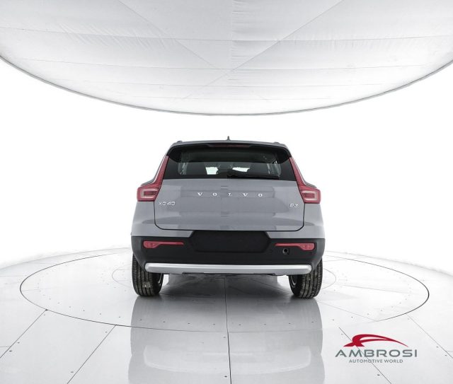 VOLVO XC40 B3 MILD HYBRID BENZINA ESSENTIAL - foto 6