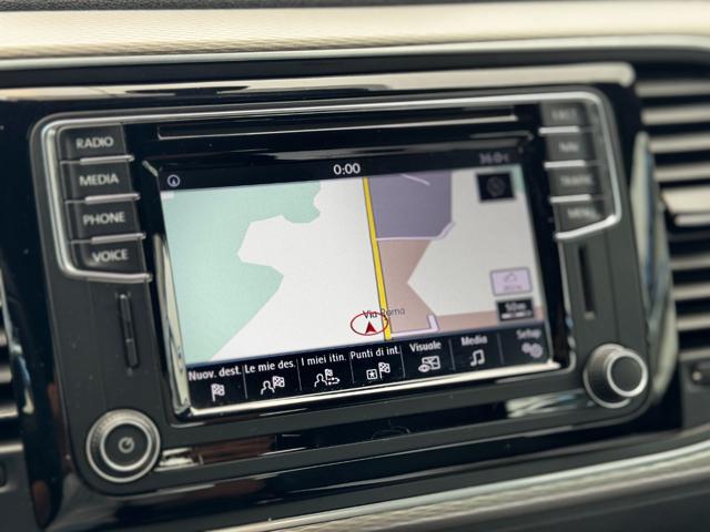 VOLKSWAGEN MAGGIOLINO CABRIO 2.0 TDI DSG R-LINE - foto 9