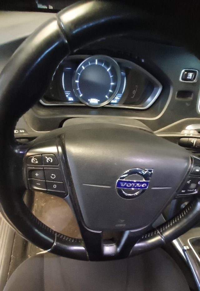 VOLVO V40 D2 1.6 BUSINESS - foto 7