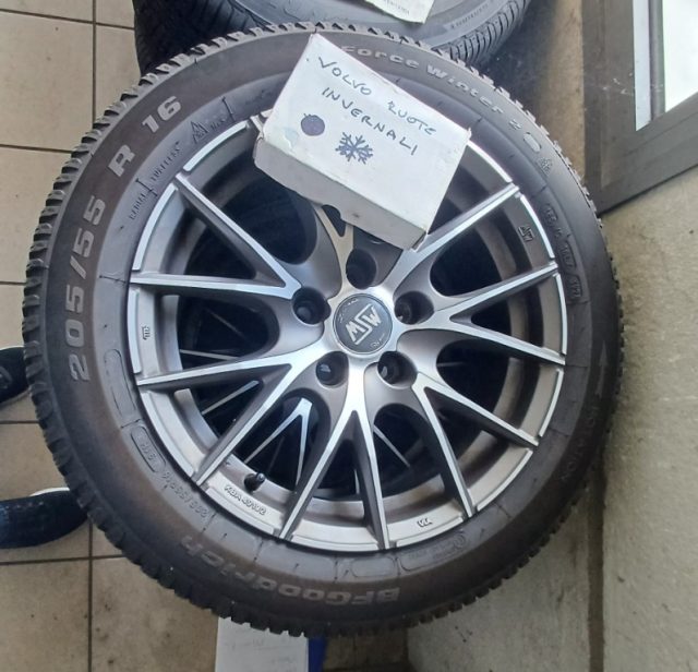 VOLVO V40 D2 1.6 BUSINESS - foto 13