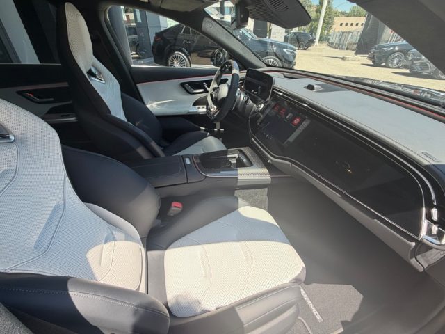 MERCEDES-BENZ E 53 AMG HYBRID 4MATIC+ S.W. PREMIUM PLUS - foto 17