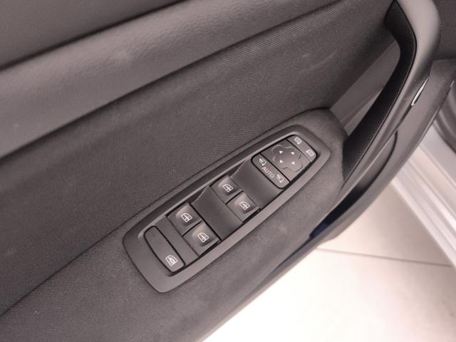 RENAULT MEGANE 1.5 BLUE DCI BUSINESS 115CV - foto 18
