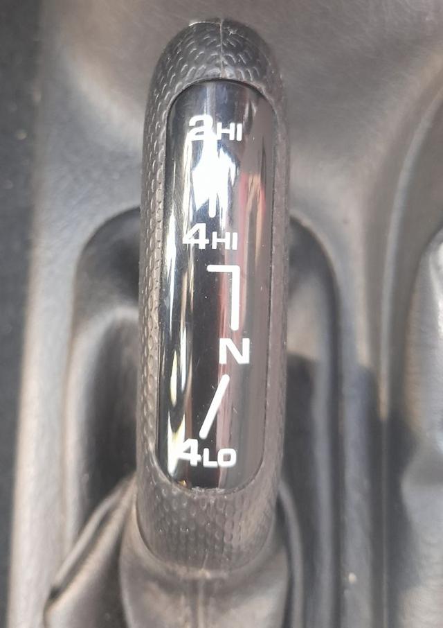 JEEP CHEROKEE 2.5 CRD LIMITED - foto 13