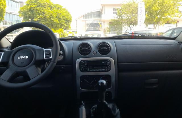 JEEP CHEROKEE 2.5 CRD LIMITED - foto 8