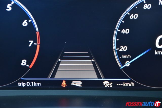 VOLKSWAGEN TAIGO 1.5 TSI 150 CV DSG R-LINE + R18  - foto 43