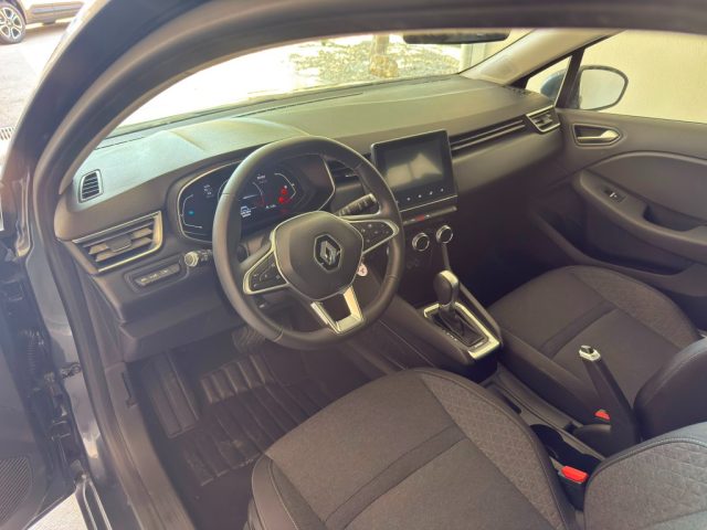 RENAULT CLIO V 1.6 E-TECH HYBRID 140 ZEN - foto 9