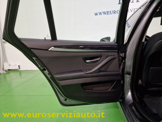 BMW 520 D TOURING BUSINESS AUT. - foto 43