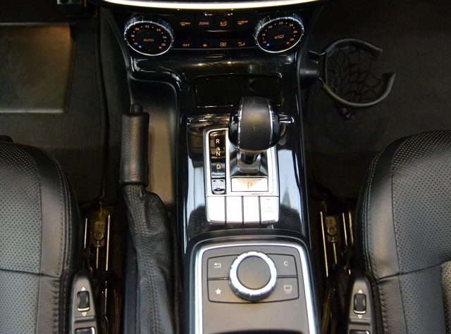 MERCEDES-BENZ G 350 D S.W. AMG LINE UNICO PROPRIETAR - foto 12