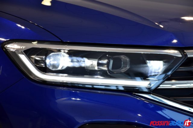 VOLKSWAGEN T-ROC 1.5 TSI 150 CV DSG R-LINE + R18  - foto 27