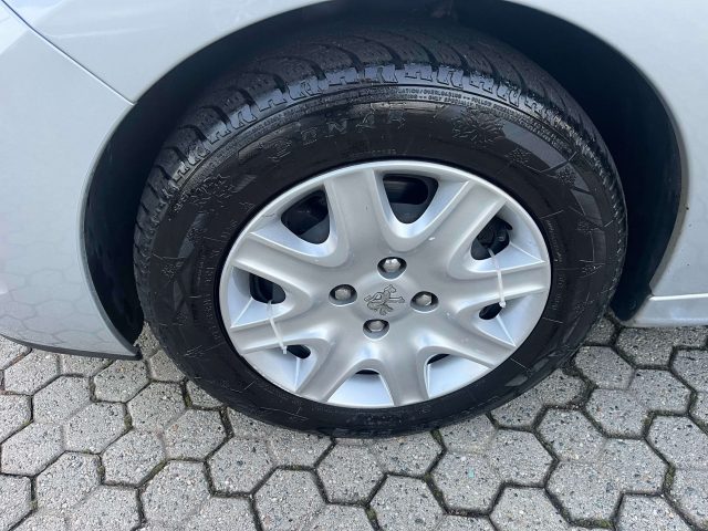 PEUGEOT 207 SW 1.6 HDI 16V X-LINE FAP FL - foto 14