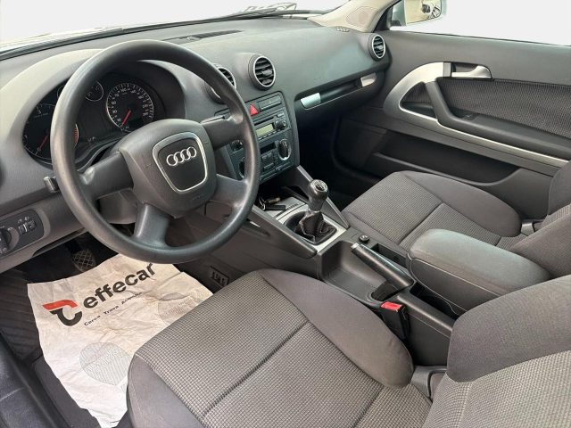 AUDI A3 1.9 TDI S-LINE - foto 7