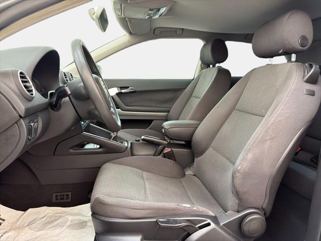 AUDI A3 1.9 TDI S-LINE - foto 12