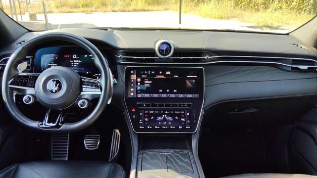 MASERATI GRECALE MHEV 300 CV AWD GT TETTO APRIBIL - foto 6