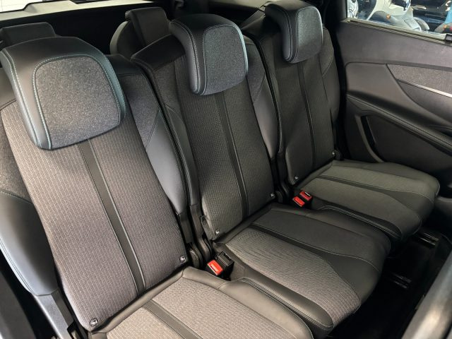 PEUGEOT 5008 7 POSTI EAT8 ALLURE PACK 1.5 DIE - foto 12
