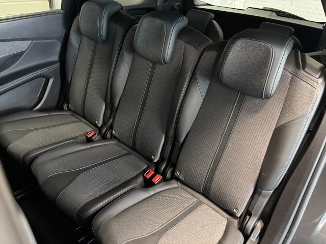 PEUGEOT 5008 7 POSTI EAT8 ALLURE PACK 1.5 DIE - foto 11