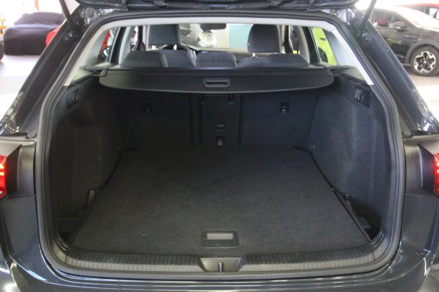 VOLKSWAGEN GOLF VARIANT 2.0 TDI SCR LIFE - foto 24