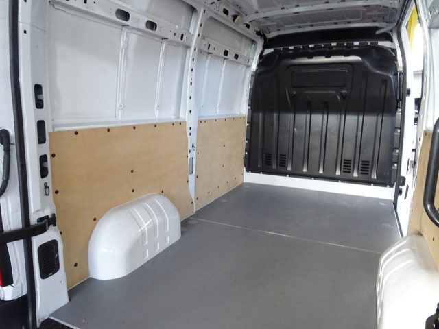RENAULT MASTER 33 Q.LI 2.3 DCI 135 PM-TM FURGON - foto 15