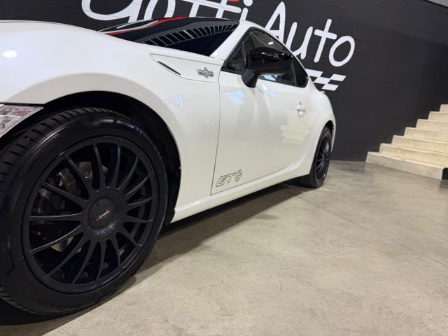 TOYOTA GT86 2.0 PERLA WHITE CERCHI IN SEDE - foto 9