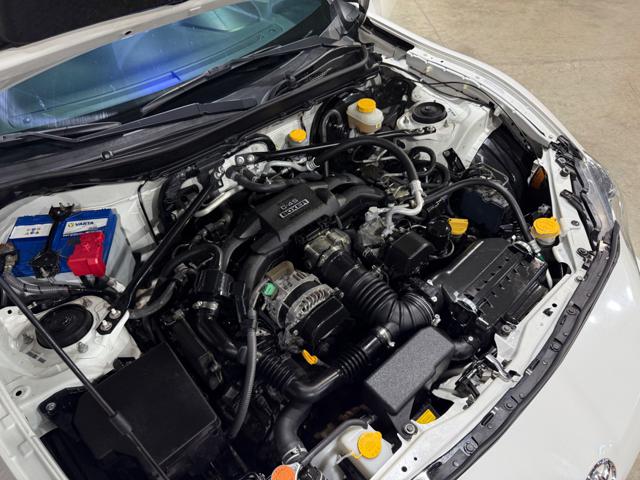 TOYOTA GT86 2.0 PERLA WHITE CERCHI IN SEDE - foto 12