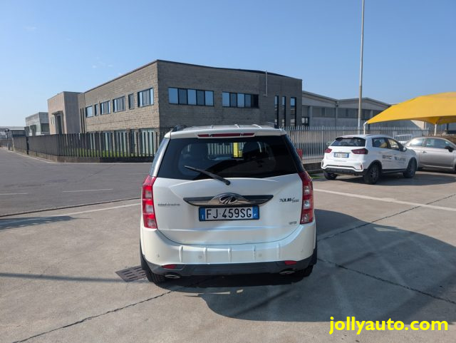 MAHINDRA XUV500 2.2 16V AWD W8 N1 - AUTOCARRO 5  - foto 6