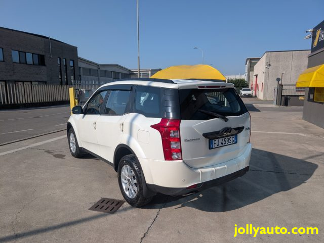 MAHINDRA XUV500 2.2 16V AWD W8 N1 - AUTOCARRO 5  - foto 19