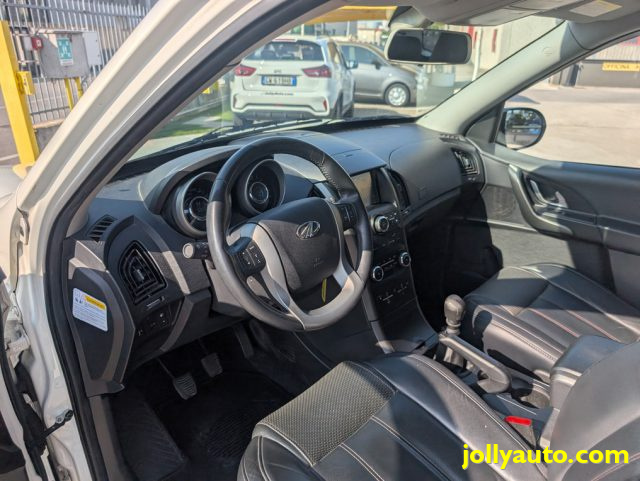 MAHINDRA XUV500 2.2 16V AWD W8 N1 - AUTOCARRO 5  - foto 22